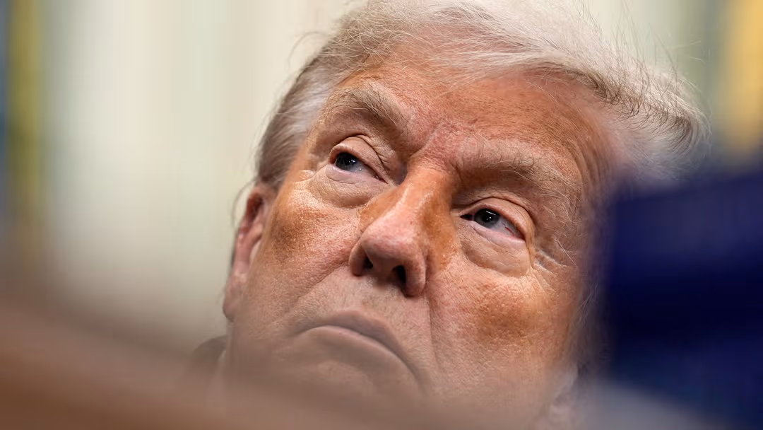 Revés a Trump: Corte de EUA Anula Orden Ejecutiva sobre Ciudadanía por Derecho de Nacimiento