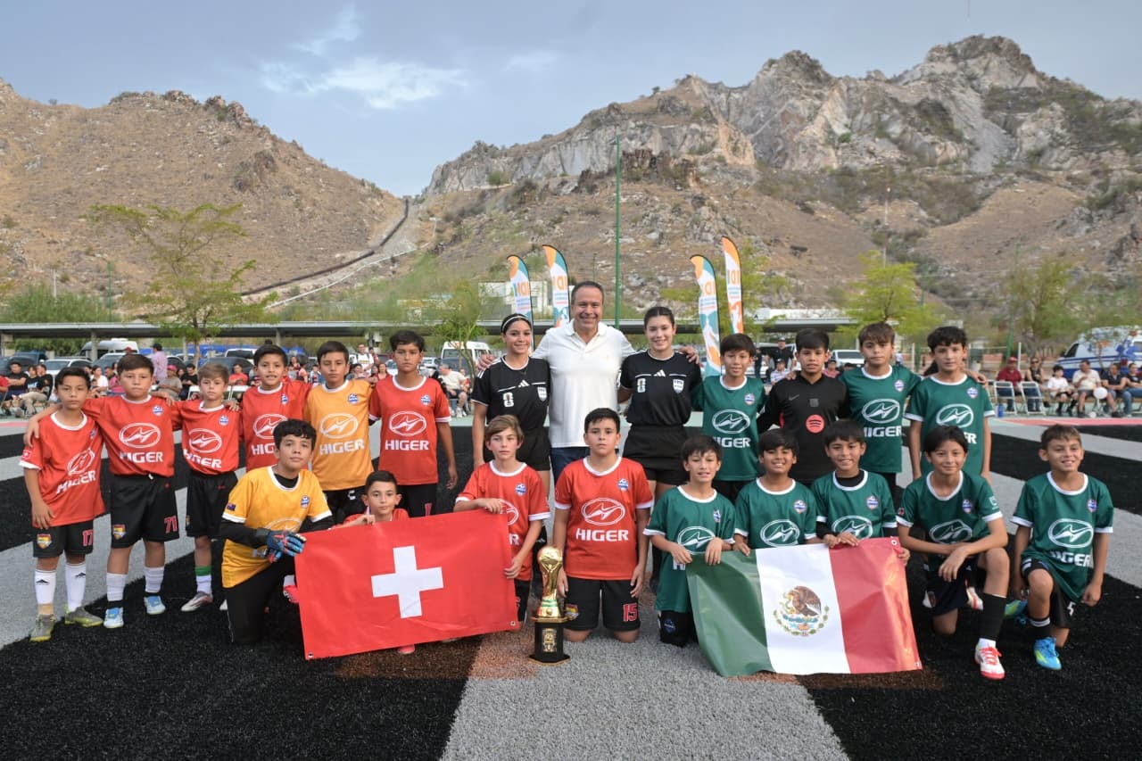 Celebra Toño Astiazarán exitoso cierre del torneo de futbol "El Mundialito H”