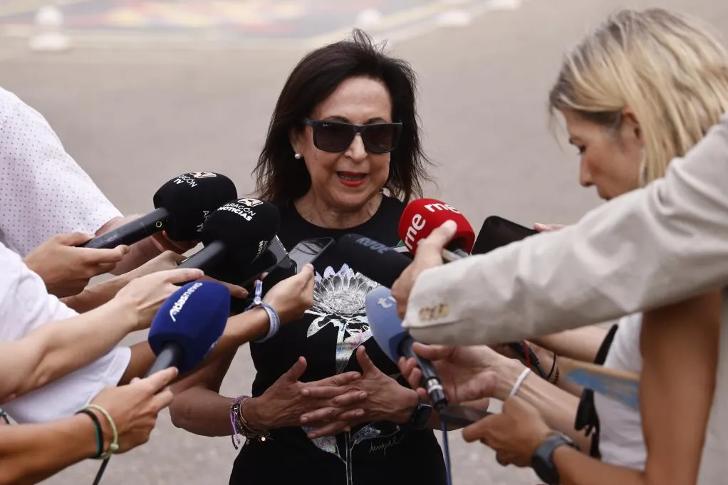 Robles rompe el silencio del Gobierno sobre Marruecos, le exige "llegar hasta el final para saber qué ha ocurrido" y condena que "se eche a jóvenes a la muerte"