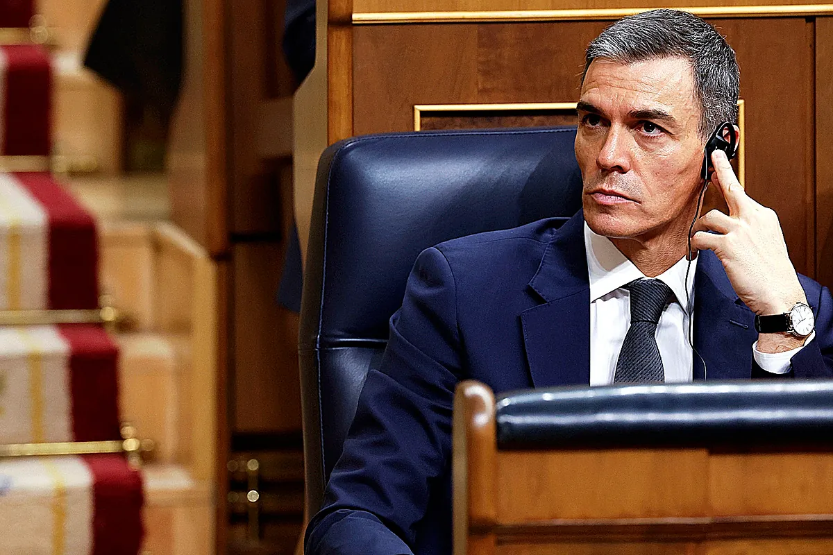 Armengol gasta más de cuatro millones en los pinganillos que Sánchez concedió al independentismo