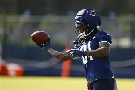 Luther Burden y Zavion Thomas encienden las alarmas en Bears por presentar lesiones