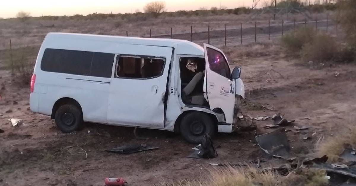 Investigan choque frontal en carretera a Kino; mueren conductores de ambos vehículos y una persona más
