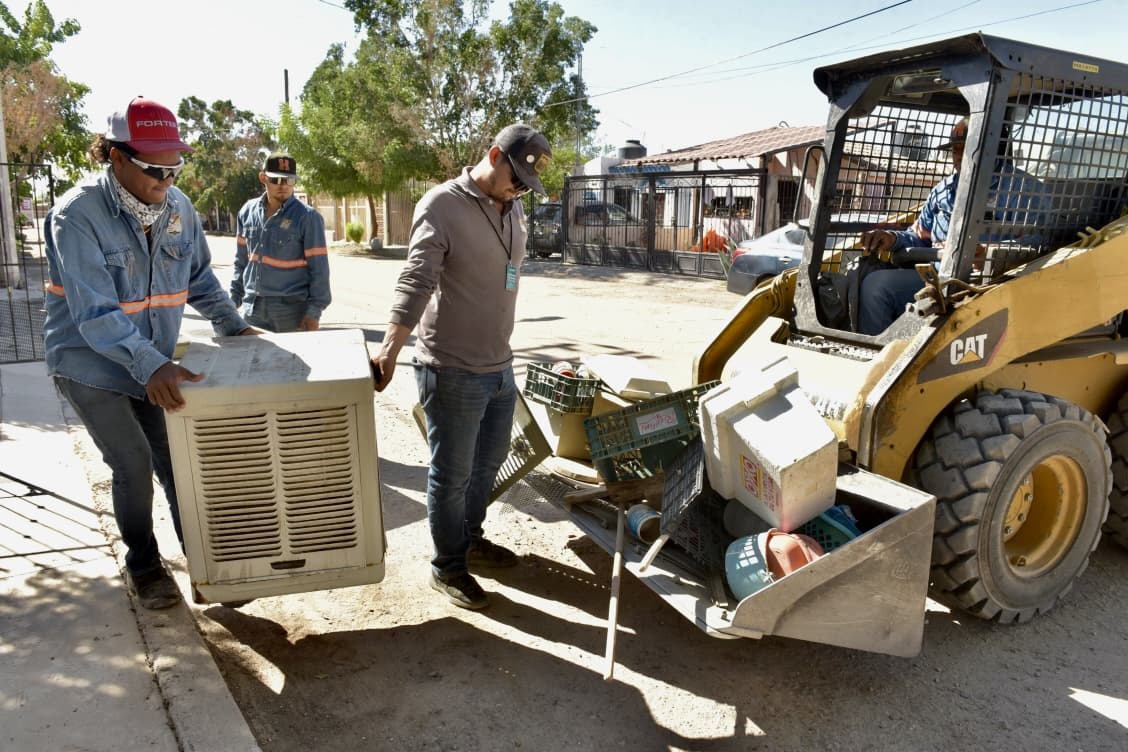 Lleva Gobierno de Hermosillo jornada de descacharre a la colonia Solidaridad IV