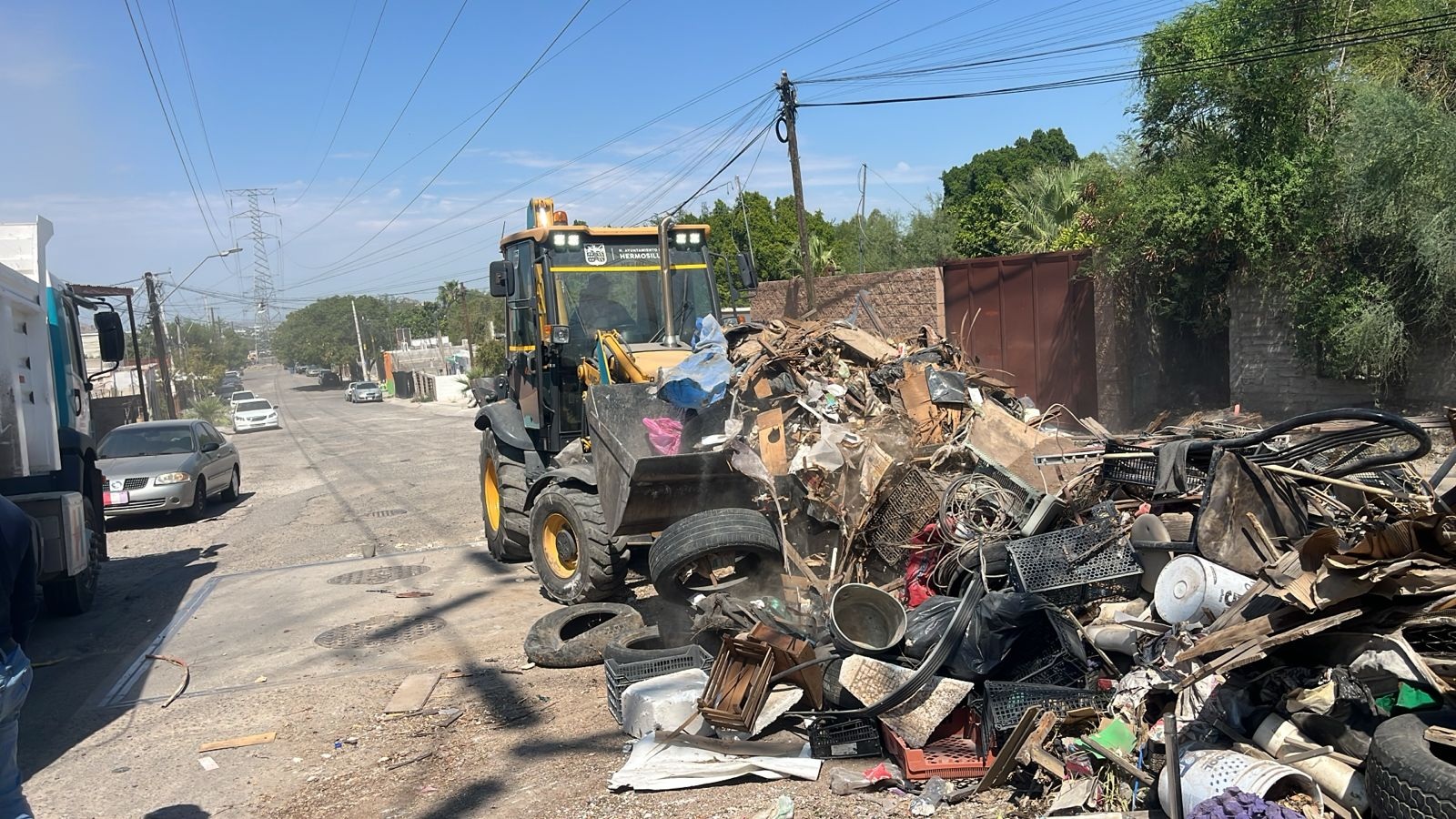Retira Ayuntamiento de Hermosillo 40 toneladas de materiales en desuso en jornada de descacharre