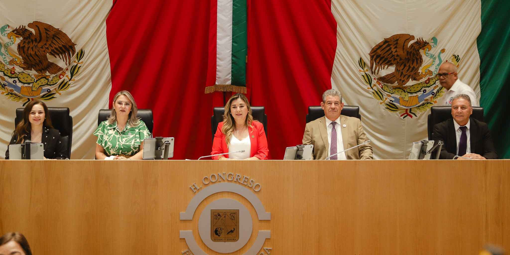 Inaugura 64 Legislatura primer periodo de sesiones de su tercer año de ejercicio
