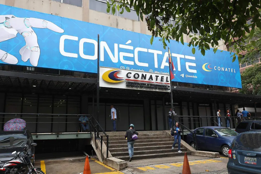 Anuncia Conatel levantamiento de bloqueos a portales digitales en Venezuela | Radio Sonora