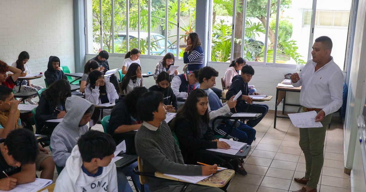 Sociedad civil pide recuperar evaluación educativa en México tras resultados de PISA 2025
