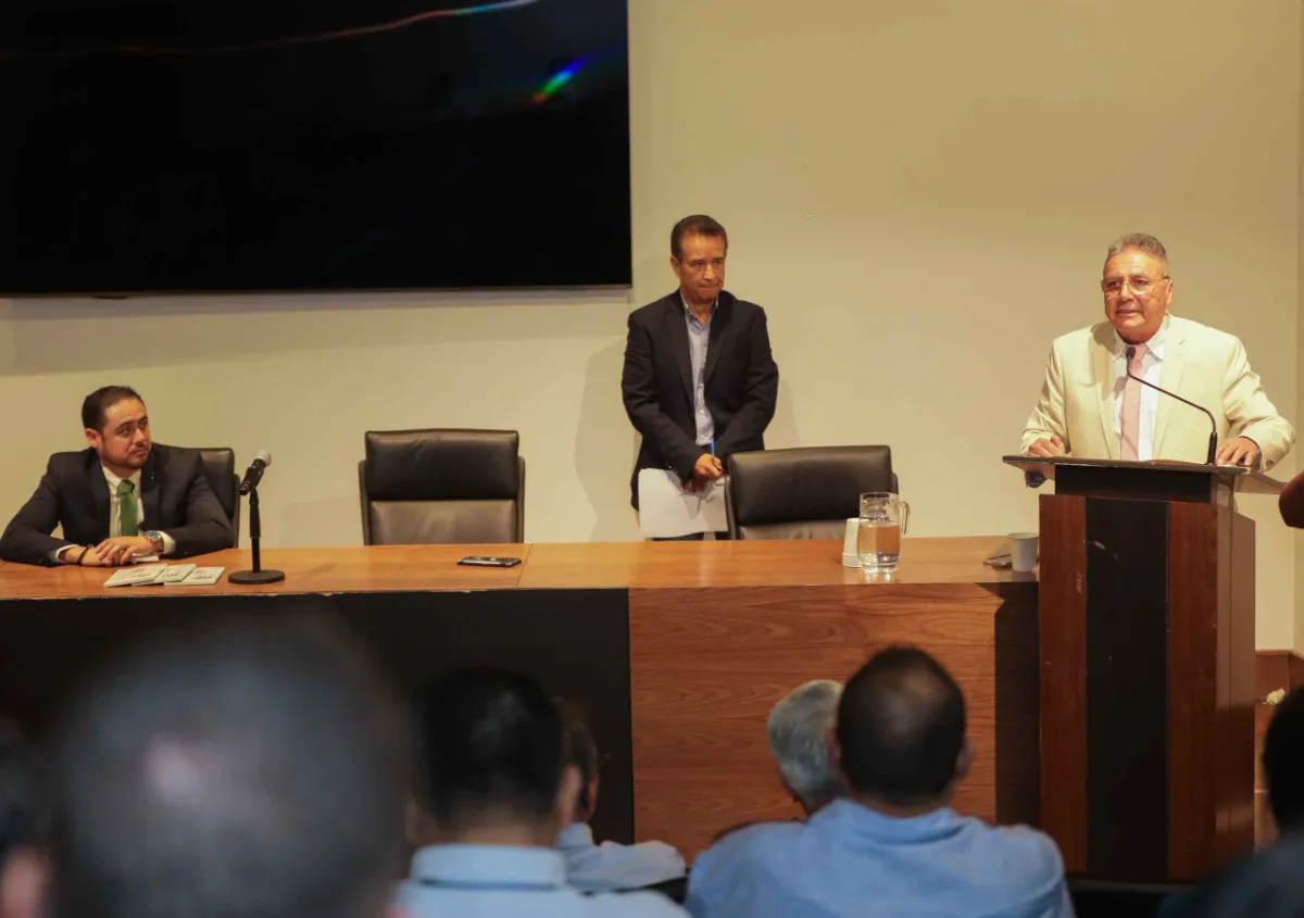 Presentan en el Congreso de Sonora el libro ¿Qué ondas con el presupuesto?