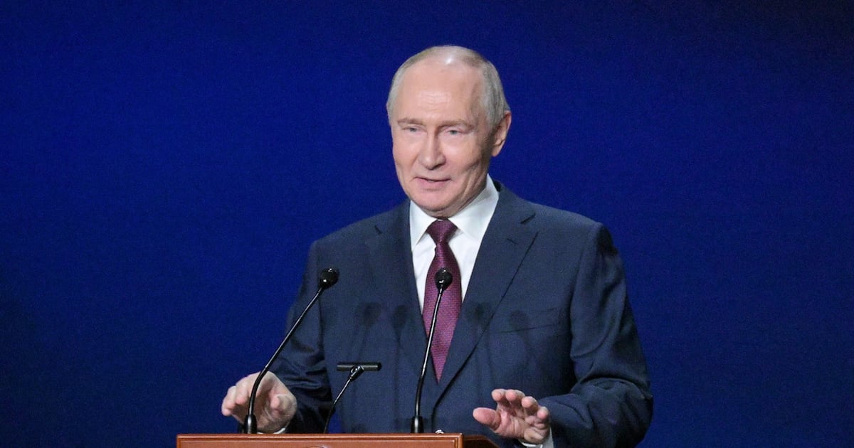 Putin dice estar dispuesto a llegar a un acuerdo con Ucrania y reanudar negociaciones de paz