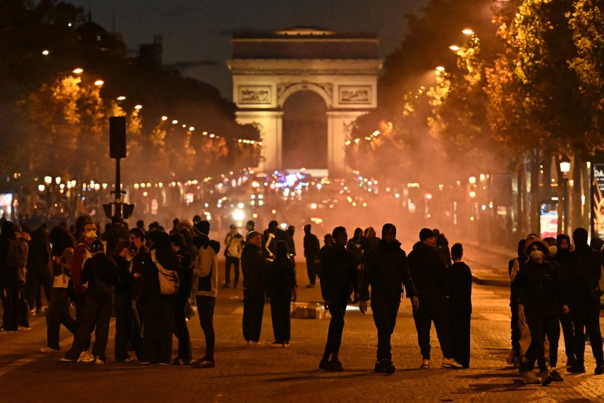 Protestas en Francia: cronología de los bloqueos estudiantiles, disturbios y toques de queda | Grupo Animal