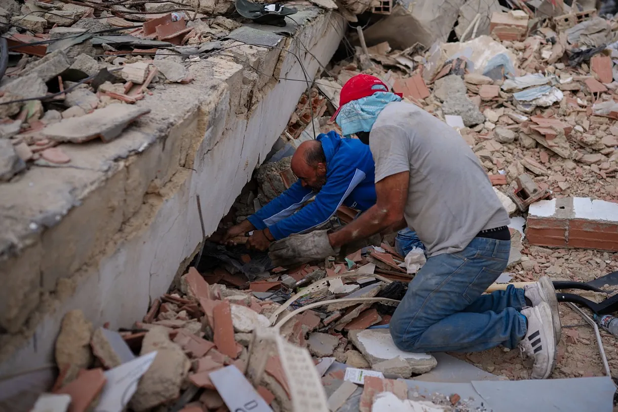 Los esfuerzos de EEUU para el alivio del terremoto chocan con la indignación hacia el Gobierno de Venezuela