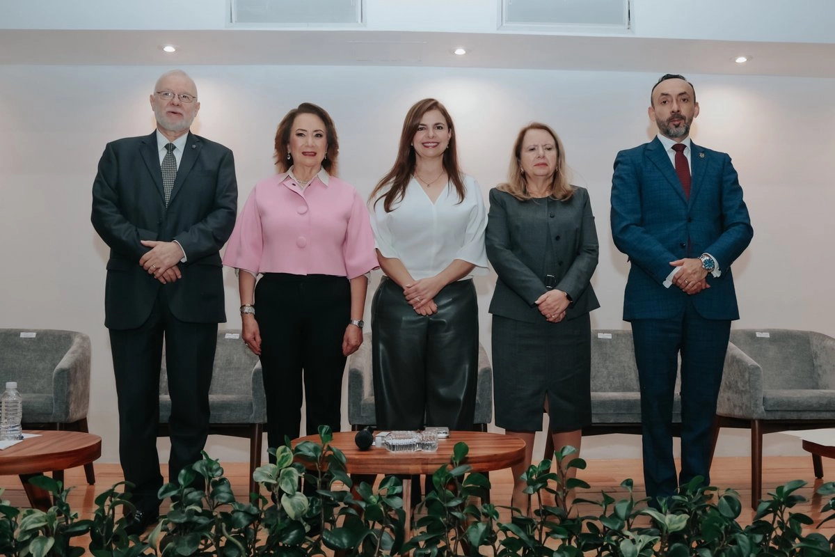 Esquivel Mossa respalda transición del máximo tribunal hacia un esquema de trabajo en secciones