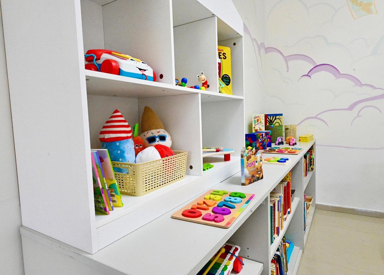 Moderniza Toño Astiazarán bibliotecas y ludotecas municipales para el desarrollo de niñas, niños y jóvenes