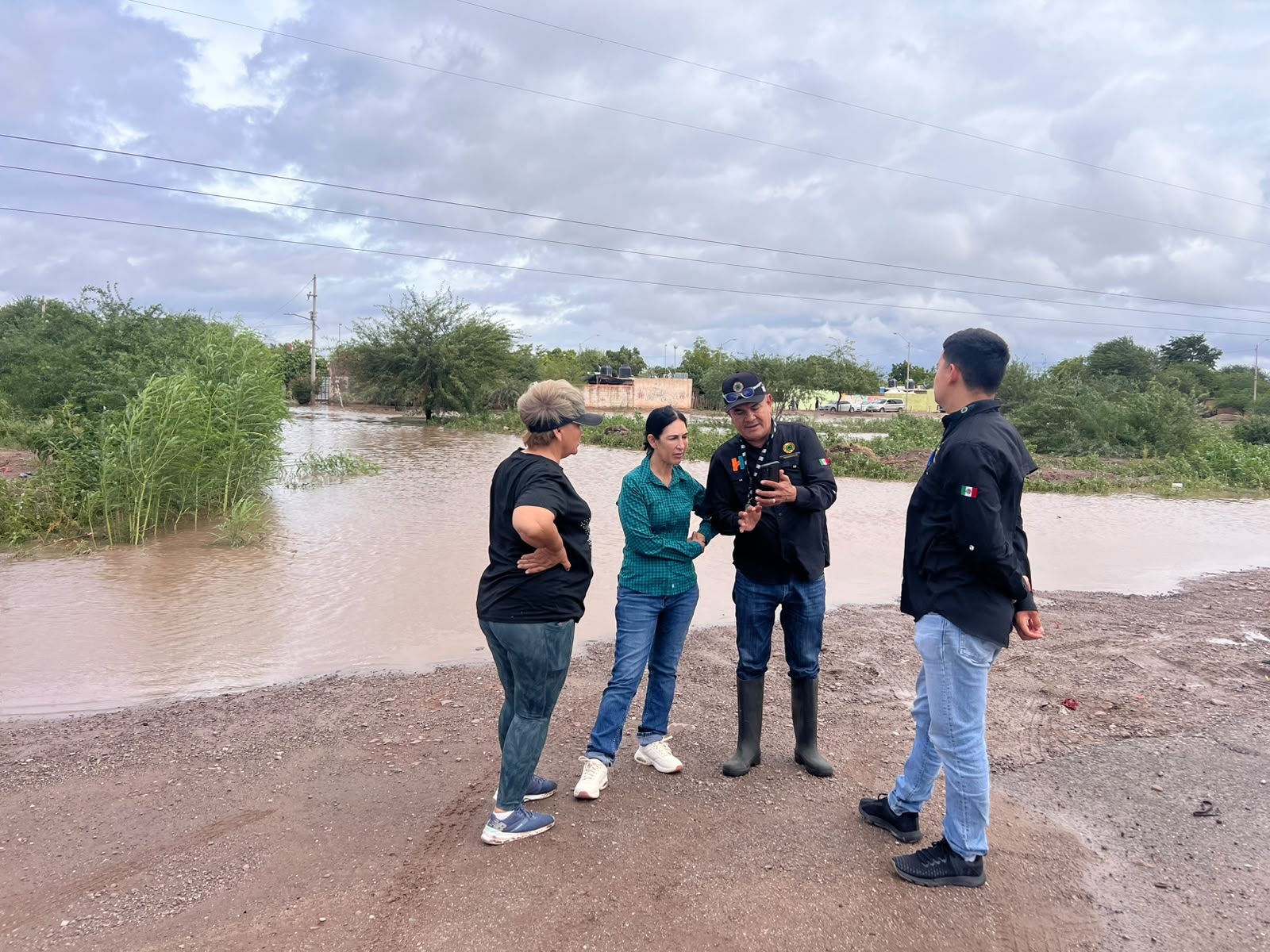 Atiende Gobierno Municipal de Hermosillo afectaciones por lluvias en Miguel Alemán